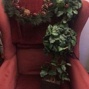 HOLIDAY Artificial Wreath & Two Ball Topiary HollyBerry Tree
